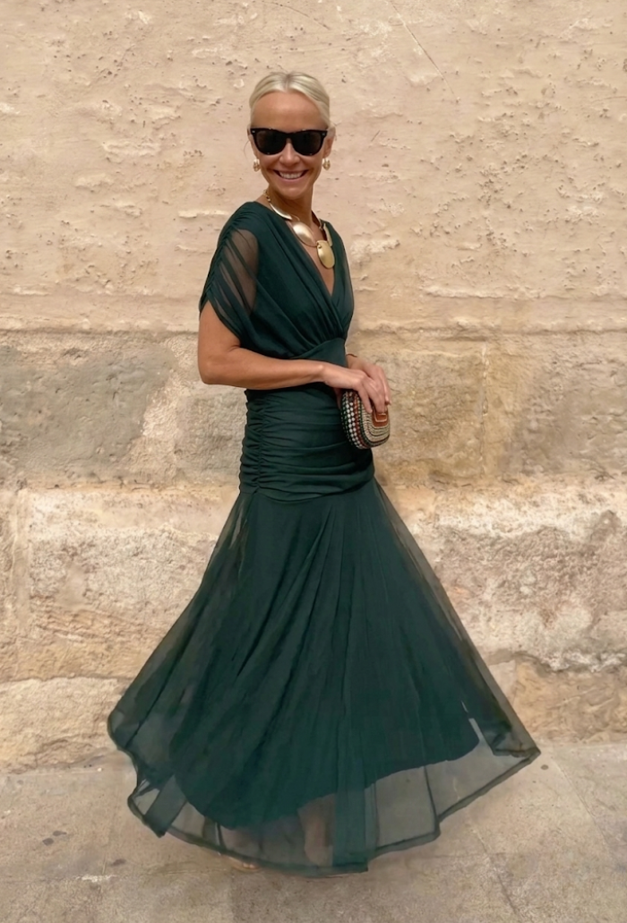 Luisa | Vestido largo elegante con escote en V que realza la silueta