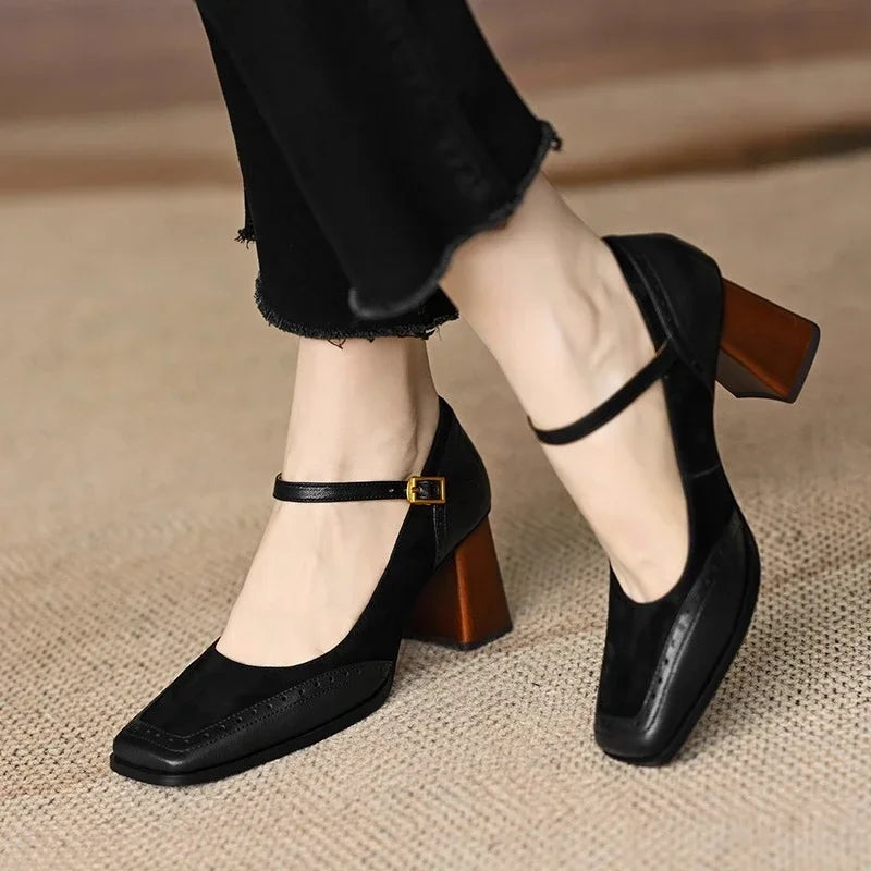 Tacones de Elegancia Terrosa